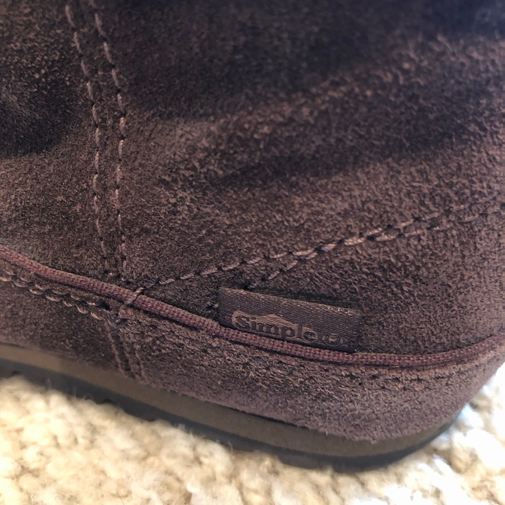 Simple tall boots size 7